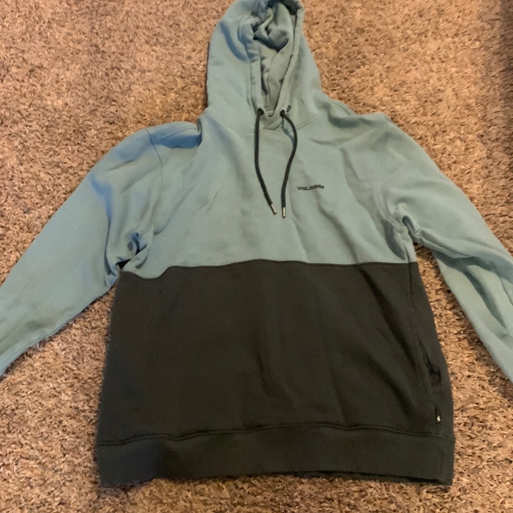 New Volcom hoodie